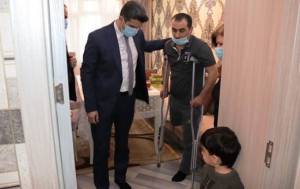 İcra baş&ccedil;ısı qazini evində ziyarət etdi -  Xəbər şəkili