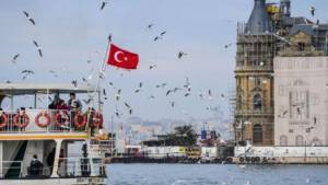 Türkiyədə daha 17 nəfər koronavirusdan öldü Xəbər şəkili