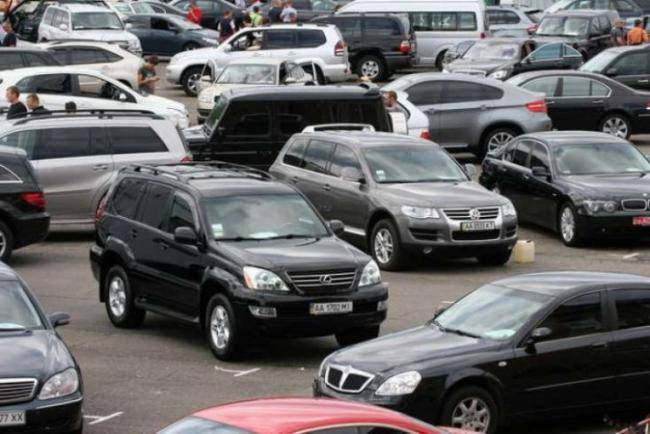 Azərbaycanda avtomobillə bağlı rüsumlar dəyişir