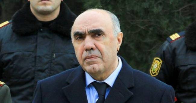 Zakir Qaralov da toyda olub -