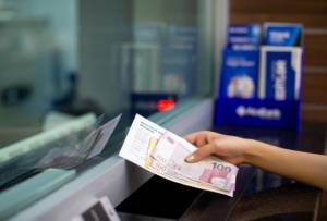 Əhali banklardakı əmanətlərini geri çəkib - NƏ BAŞ VERİR? Xəbər şəkili