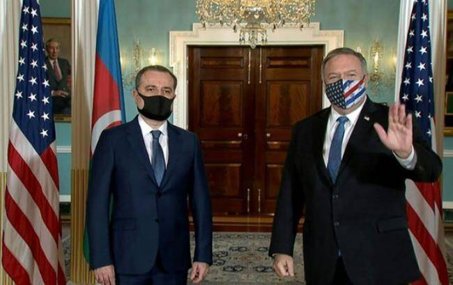 Ceyhun Bayramovla Pompeonun görüşü başladı -