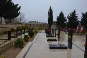 Qaradağda dəfn olunmuş şəhidlərimizin nəşi