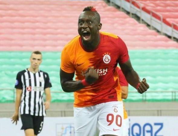 “Neftçi”yə iki qol vurub, Allaha təşəkkür etdi -