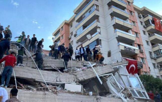 İzmirdə ölənlərin sayı 114 nəfərə çatıb