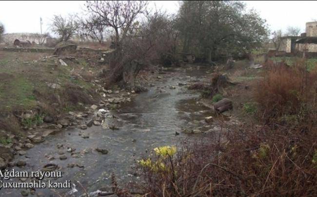 Bu da viran qoyulmuş Ağdamın Çuxurməhlə kəndi -