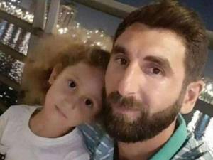 Həyatını xilas etdiyi dostunun qollarında şəhadətə yüksəldi -