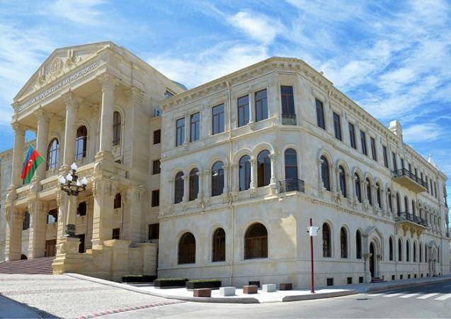 Azərbaycanda yüksəkvəzifəli şəxslərlə bağlı cinayət işi açıldı