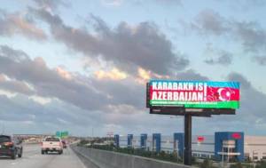 Mayamidə “Karabakh is Azerbaijan” yazılmış lövhələr asıldı -