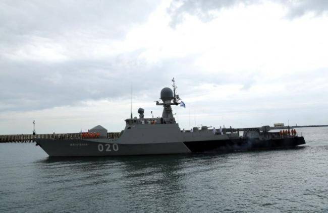 Rusiyanın hərbi gəmiləri Bakıya gəldi -