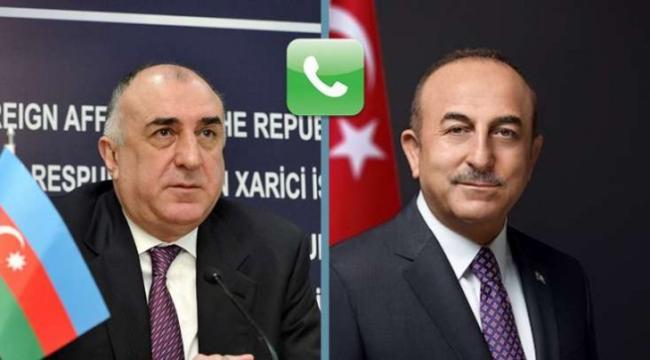 Elmar Məmmədyarov t&uuml;rkiyəli həmkarı ilə telefonla