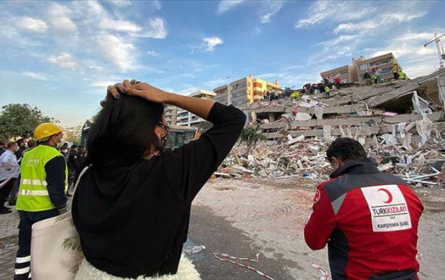 İzmirdəki zəlzələyə İsrail, Yunanıstan və Fransa da biganə qalmadı