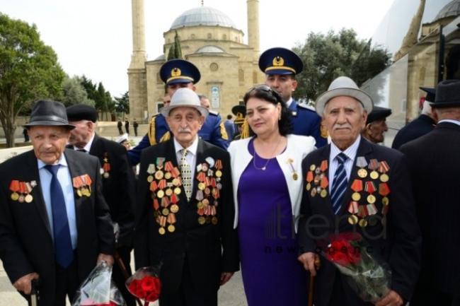 9 May - Azərbaycanda faşizm &uuml;zərində Qələbə G&uuml;n&uuml; qeyd olunur