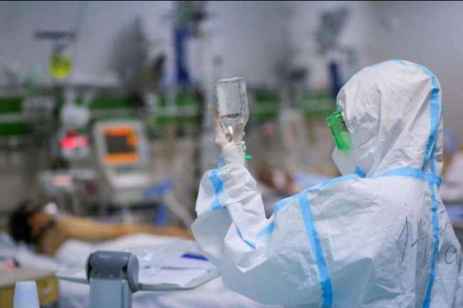 Azərbaycanda koronavirus xəstəsi yaşadığı evi tərk etdi