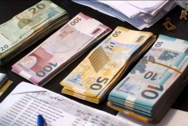 Müavinət və təqaüd alanlara -