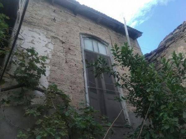 Bakıxanovun evi uçmaq üzrədir -