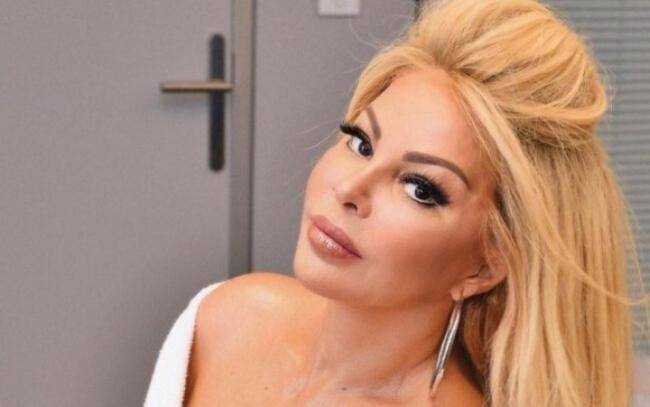 Aygün Kazımova "şortik"də HEYRAN ETDİ -