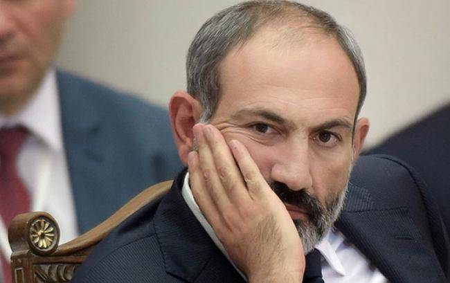 Paşinyan çarəsizlikdən kadrlarını dəyişdi