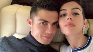 Sevgilisi ilə karantin rejimini pozan Ronaldo g&ouml;r&uuml;nt&uuml;ləri sildirdi Xəbər şəkili