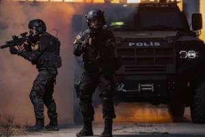Bakı polisi idman zalına basqın etdi - Saxlanılanlar var -