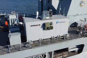 "Rheinmetall" yeni lazer silahının sınağını başa çatdırıb