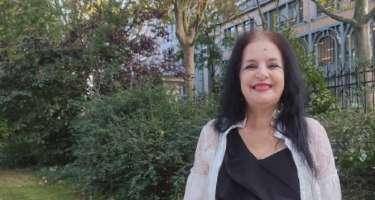 Aişə Axundova vəfat etdi