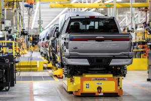 Ford F-150 Lightning Elektrik Pikapının İstehsalını Müvəqqəti Dayandırır - Zərər Və Gəlir Prioriteti
