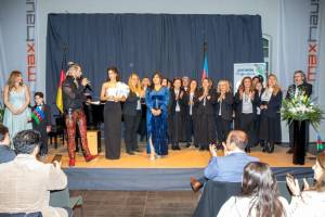 Düsseldorfda “Zəfərin nəğmələri” adlı konsert alqışlarla qarşılanıb (FOTO) Xəbər şəkili