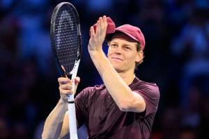 Yannik Sinner karyerası boyu 50 milyon dollar qazanan 8-ci tennisçi olub