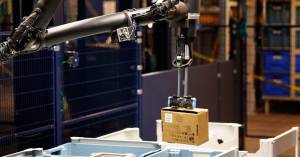 Amazonun Yeni Robotları: İşçilərin Əvəzlənməsi İddialarına Qarşı Rəsmi Açıqlama
