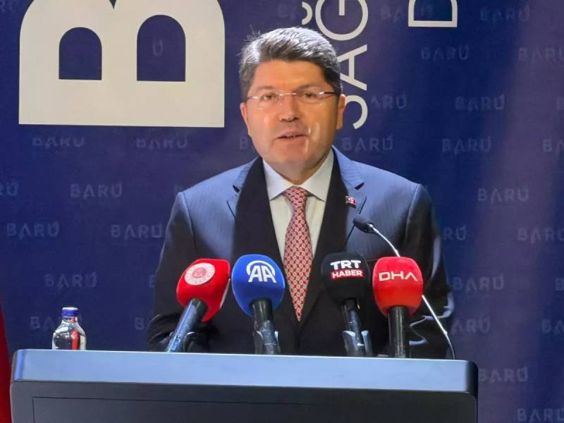 Ədliyyə Naziri Yılmaz Tunç Qəzzadakı Soyqırıma Diqqət Çəkir: "20 Mindən Çox Uşaq Qətlə Yetirildi" Xəbər şəkili
