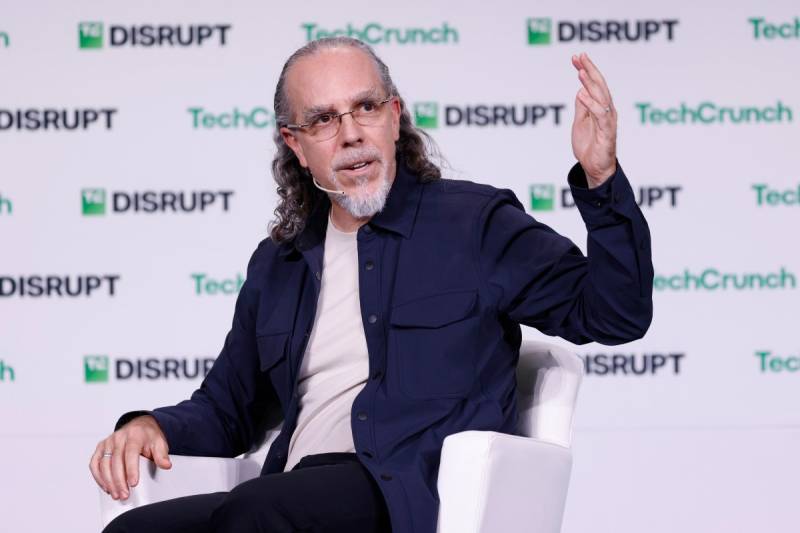 Alphabet-in X Şirkətinin Rəhbəri Astro Teller "Moonshot" Layihələrinin Sirrini Açıqlayır