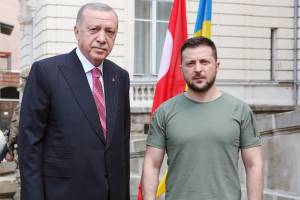 Zelenski Ukraynanın suverenliyinə verdiyi dəstəyə görə Ərdoğana təşəkkür edib