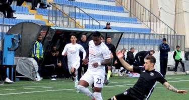 Premyer Liqa:İlk oyun qolsuz başa çatdı