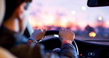 Sükan arxasında diqqətsizlik ağır qəzalara səbəb olur - VİDEO