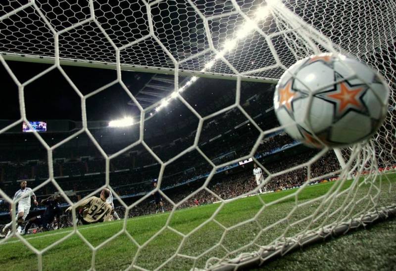 "Mançester Yunayted" kamerunlu hücumçunu transfer etmək istəyir