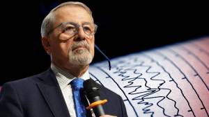 Çanakkalədə Ardıcıl Zəlzələlər: Professor Dr. Naci Görürdən Təhlükəsizlik Çağırışı və Əhəmiyyətli Xəbərdarlıq Xəbər şəkili
