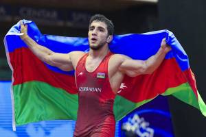 Dünya çempionatı: Azərbaycanın bir güləşçisi qızıl, digəri gümüş medal qazanıb Xəbər şəkili