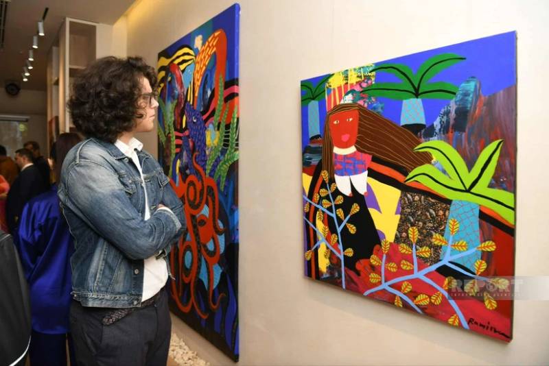 "Nine Senses" qalereyasında "Od, Su və Öpüşlər" sərgisi açılıb