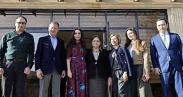 Leyla Əliyeva ən böyük dairəvi xalça ilə tanış oldu