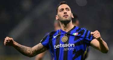 Hakan Çalhanoğlu ilin heyətində yer aldı