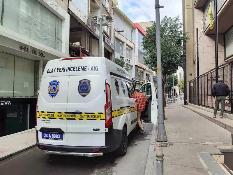 İstanbul, Şişli: 4 Mərtəbəli Binada Yanğın - 1 Nəfər Həyatını İtirdi Xəbər şəkili