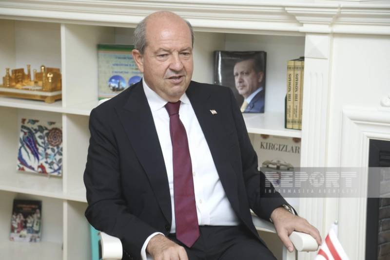 Ersin Tatar ŞKTR-də prezident seçkilərində qalib gələn rəqibini təbrik edib