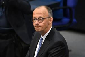 Merts Almaniyada populyar siyasətçilərin reytinqində sondan ikinci olub Xəbər şəkili