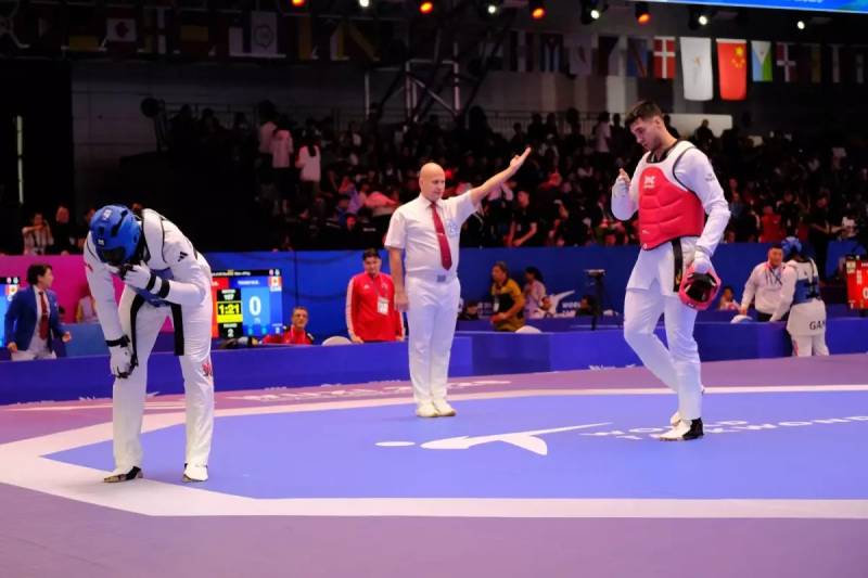 Çində keçirilən Dünya Taekvondo Çempionatında Türkiyə Təmsilçiləri Hatice Kübra İlgün və Emre Kutalmış Ateşli Mübarizəni Bitirdi