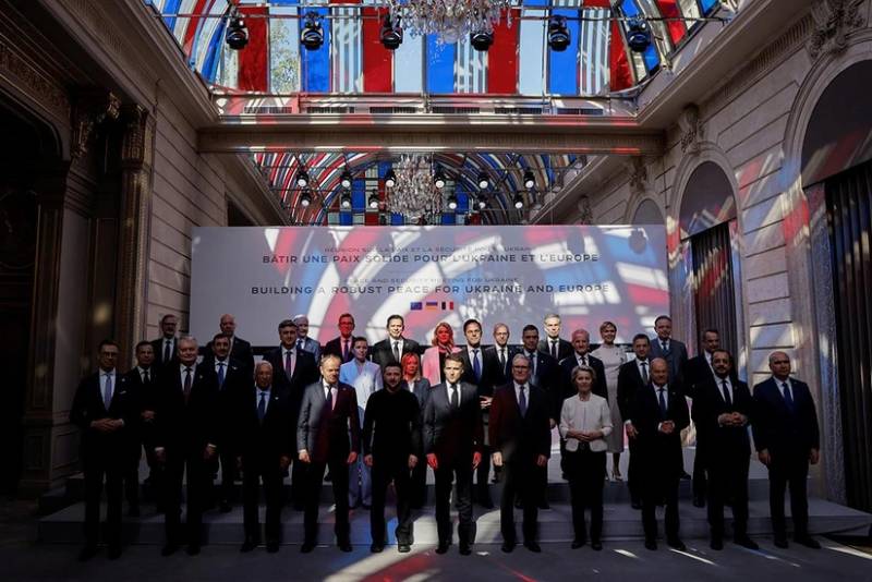 "Könüllülər Koalisiyası" Londonda 12 maddəlik planı müzakirə etməyi planlaşdırır