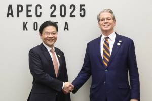 ABŞ və Sinqapur Rusiya və İran neftinin idxalının dayandırılmasını müzakirə edib