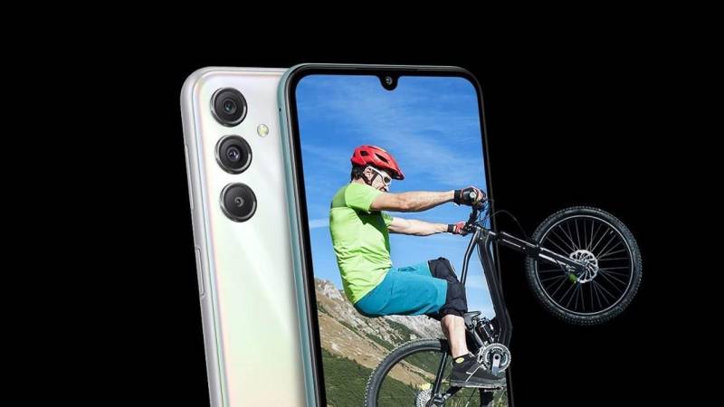 Samsung iki məşhur model üçün One UI 8 yeniləməsini təqdim etdi: Detallar və təhlükəsizlik yenilikləri