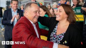 Plaid Cymru Kaerfilli Aralıq Seçkilərində qalib gəldi: Leyboristlər 100 illik mövqelərini itirdilər