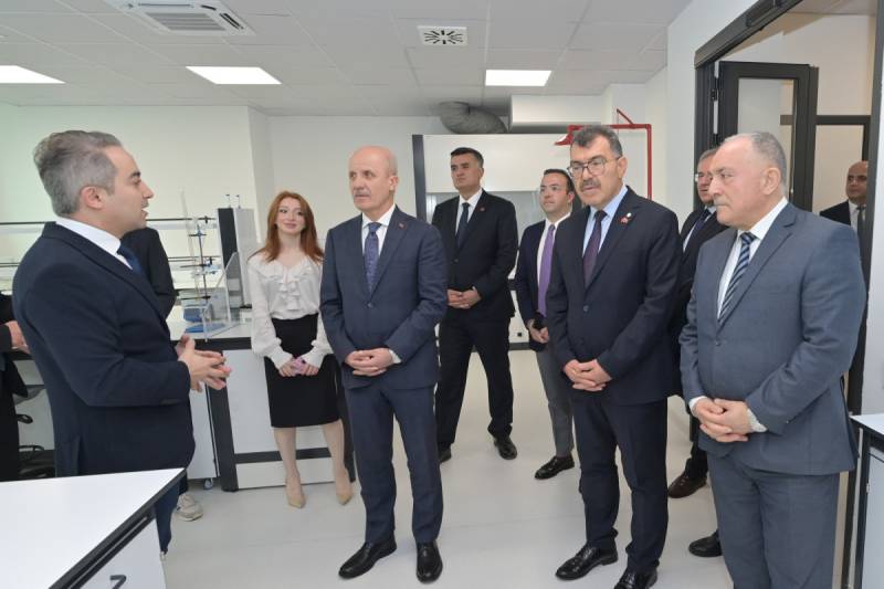 Türkiyənin Ali Təhsil Şurasının sədri Qarabağ Universitetini ziyarət edib